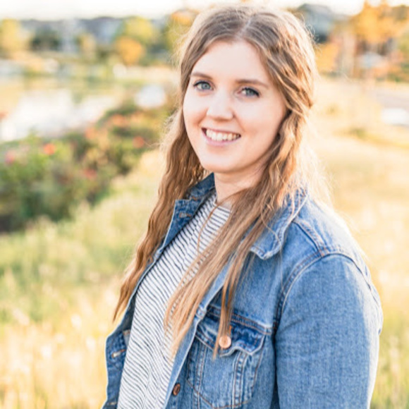 Meet your Posher, Lindsey - Picture 1 of 1